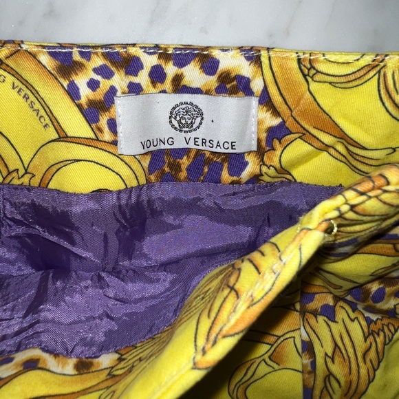 Versace girls skirt - Picture 2 of 4